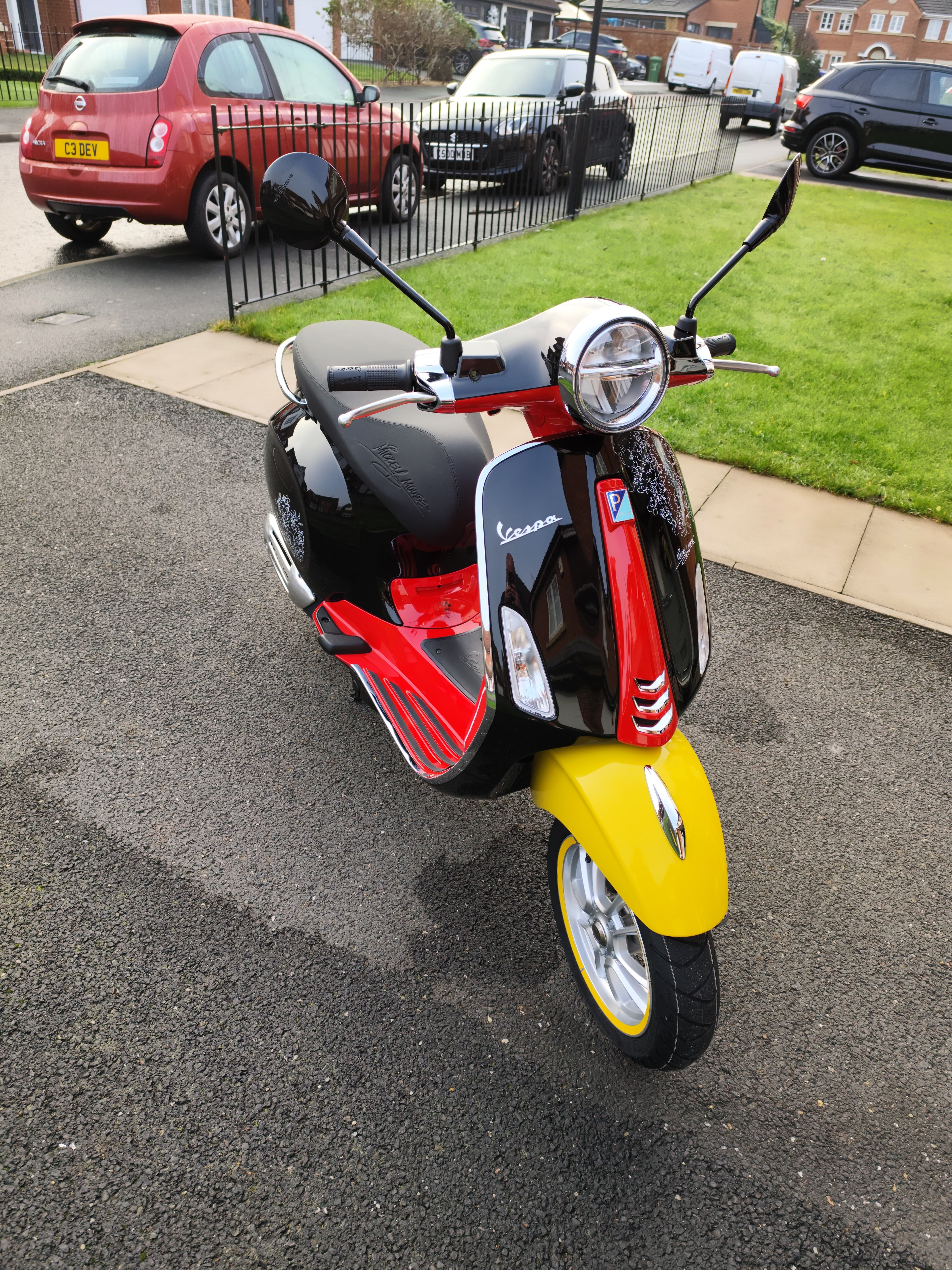 2023 Piaggio VESPA PRIMAVERA DISNEY 50