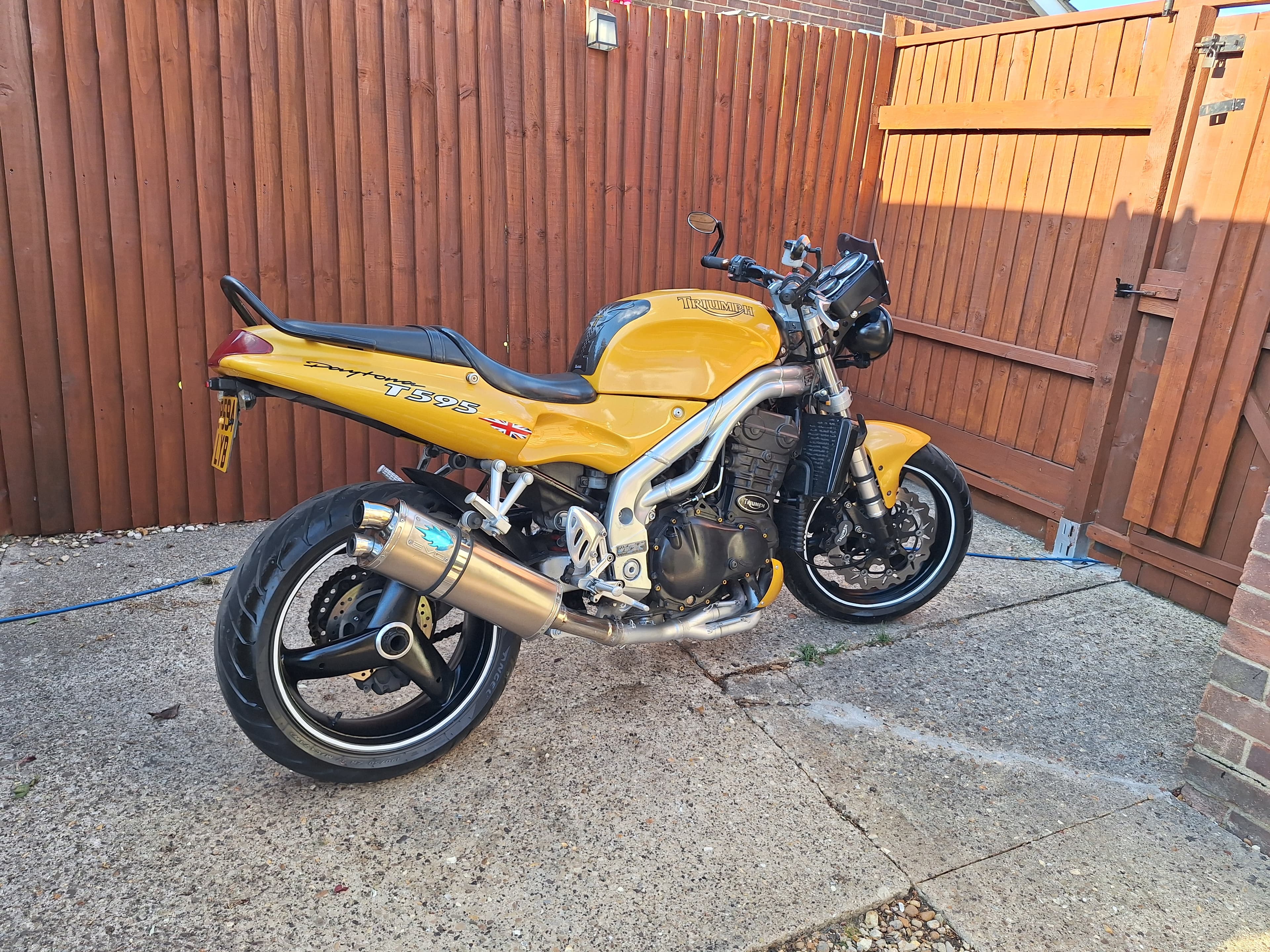 Triumph DAYTONA