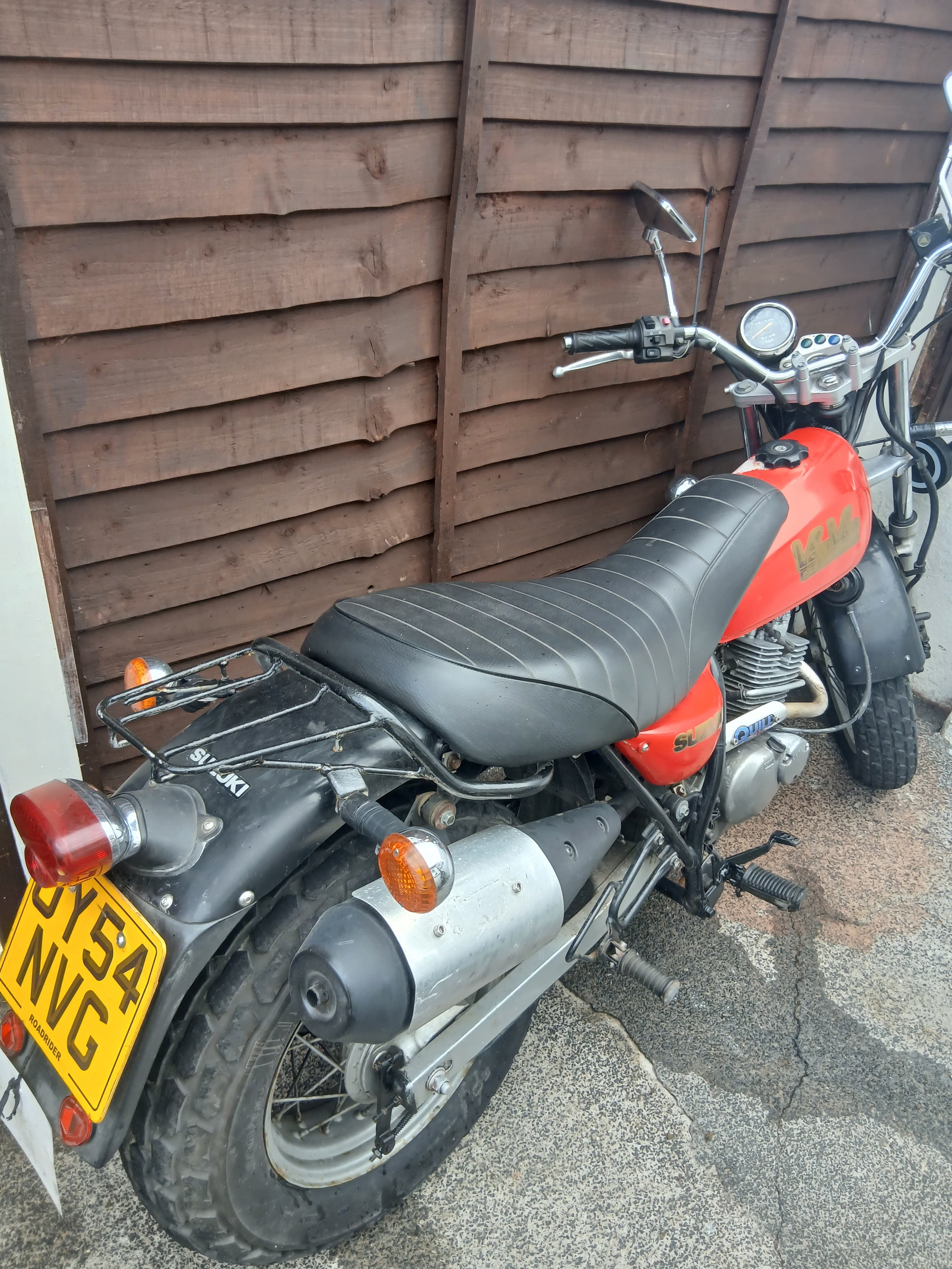 Suzuki RV 125 K4