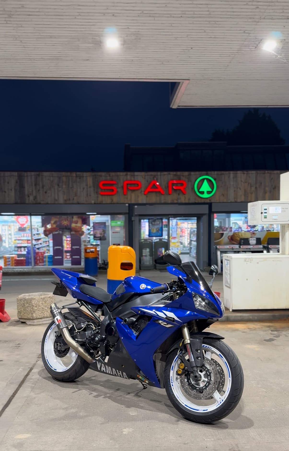 2003 Yamaha YZF R1